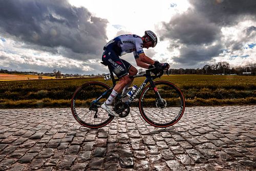 Julian Alaphilippe on the Cobblestones looking for that classic