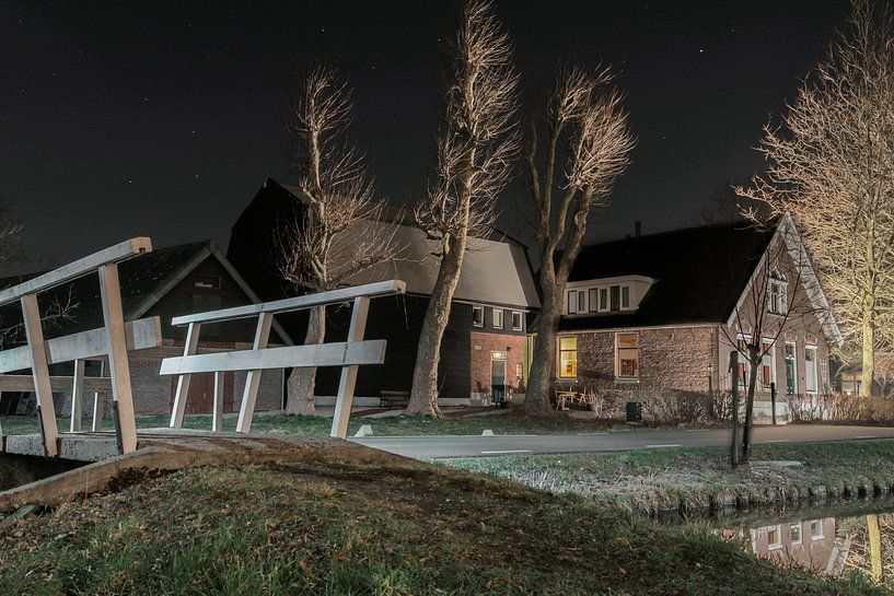 Farmhouse highlighted in the evening by Rossum-Fotografie