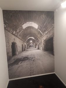 Verlaten plekken: Sphinx fabriek Maastricht gewelfde gang.