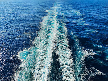 Im Kielwasser der Kreuzfahrt