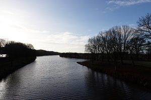Ein sonniger Wintertag an der Ems