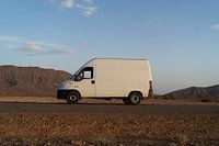 Voiture, logement, lieu de travail