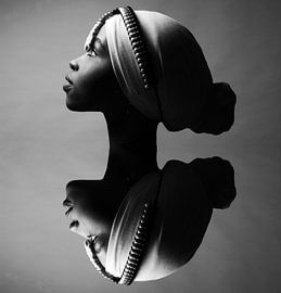 Waiting for you to find me. by Jason Desmond Art