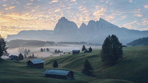 Sonnenaufgang in den Dolomiten