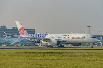 China Airlines Airbus A350 in Carbon Fibre-Airbus livery. van Jaap van den Berg