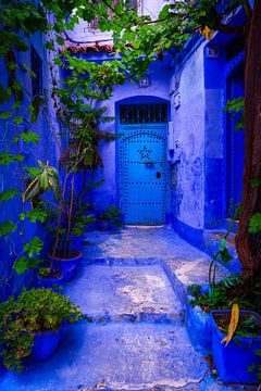 Prachtige blauwe stad in Marokko van Roy Poots