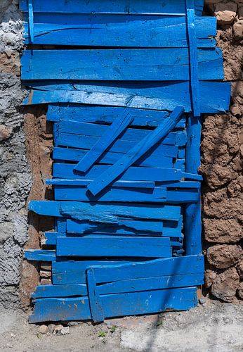 Houten blauwe deur