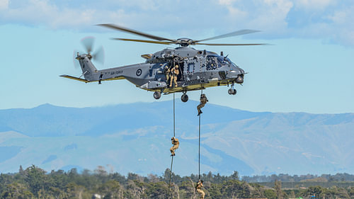 Royal New Zealand Air Force NH Industries NH-90TTH. von Jaap van den Berg