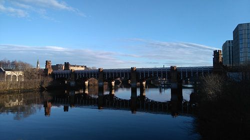 Brug over Clyde rivier in Glasgow, Schotland