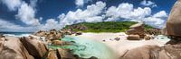 Wit strand op de Seychellen met turquoise zee van Voss Fine Art Fotografie thumbnail