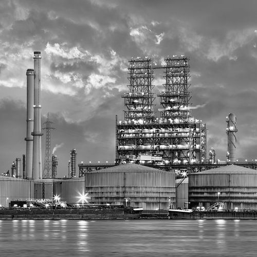 Petrochemical production plant at twilight_1 by Tony Vingerhoets