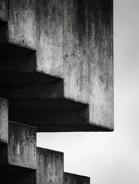 Trap naar het onbekende – brutalistisch statement van Vlindertuin-Art