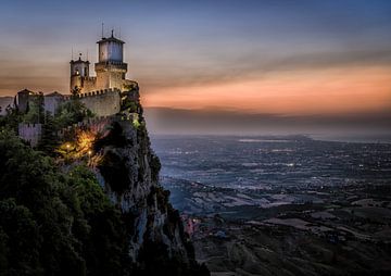 Toren van San Marino van Mario Calma