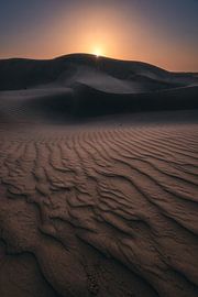 Wahiba Sands Wüste im Oman zum Sonnenaufgang von Jean Claude Castor
