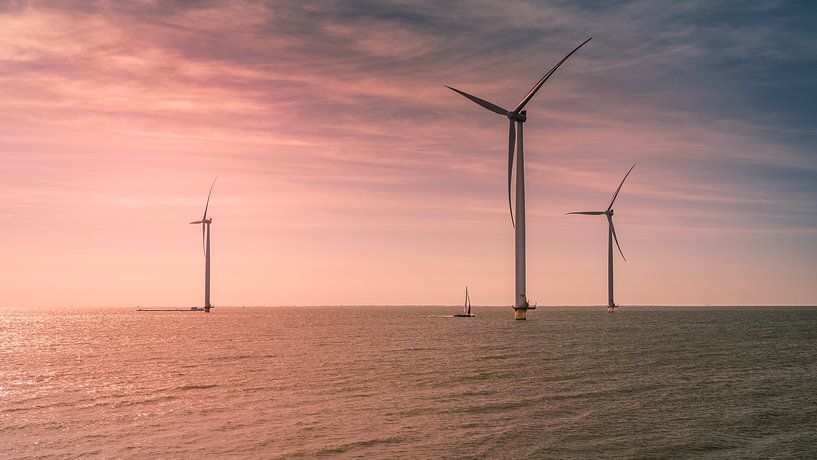 IJsselmeer in laatste licht van Martien Hoogebeen Fotografie
