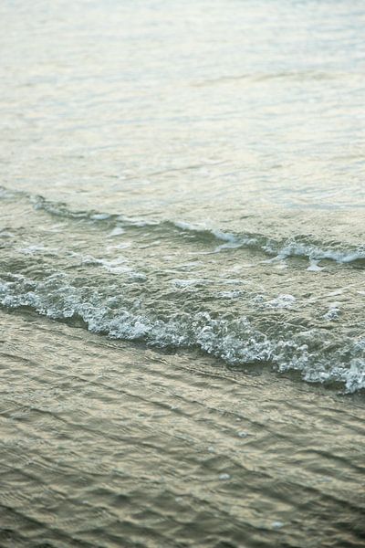 Die rollenden Wellen des Meeres von Karijn | Fine art Natuur en Reis Fotografie