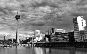 Düsseldorf, Deutschland - I