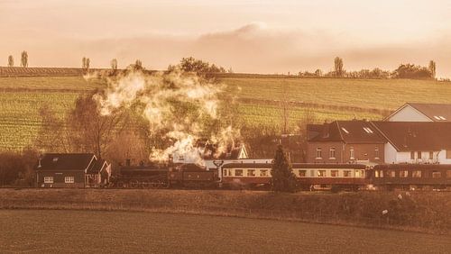 Stoomtrein bij de Eyserhalte tijdens de kersttijd