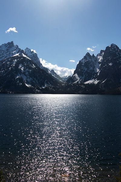 Mountains and a lake | Grand Teton National Park | Wyoming | America | Travel photography print by Kimberley Helmendag