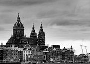 Amsterdam in zwart wit van Ton de Koning thumbnail
