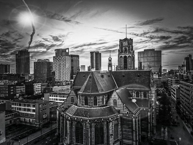 St. Laurenskerk Rotterdam in black and white by Rene van Heerdt