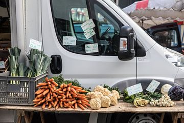 op de markt van De wereld door de ogen van Hictures