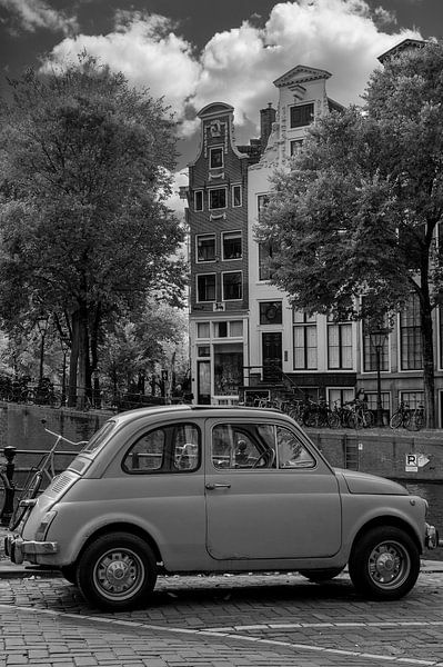 Vintage Fiat 500 oldtimer in Amsterdam van Peter Bartelings