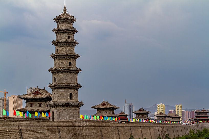 Die Stadtmauer von Datong in China von Roland Brack