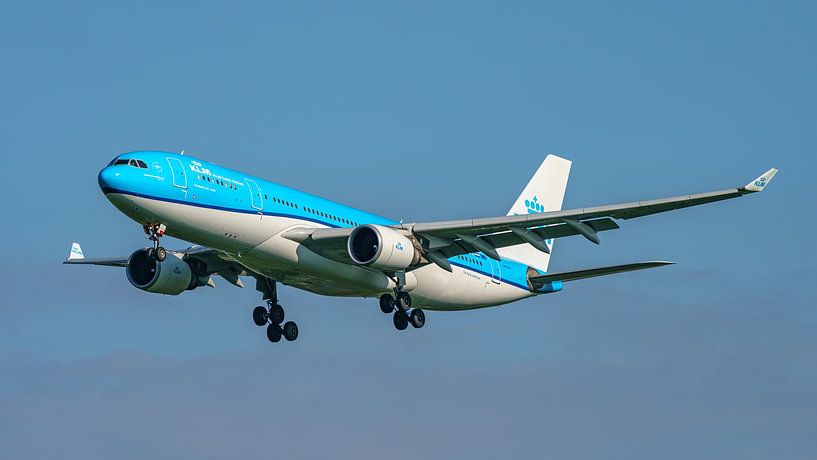 Avion de transport de passagers KLM Airbus A330-200. par Jaap van den Berg