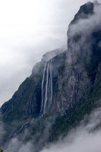 waterfall by Sebastian Stef