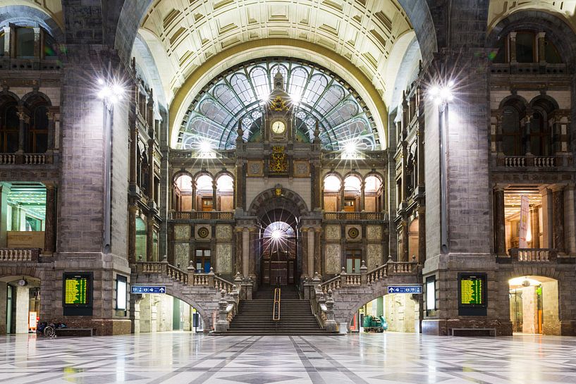 Station van Antwerpen  par Dexter Reijsmeijer