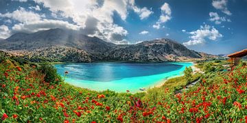 Lac situé dans un beau paysage de Crète en Grèce.
