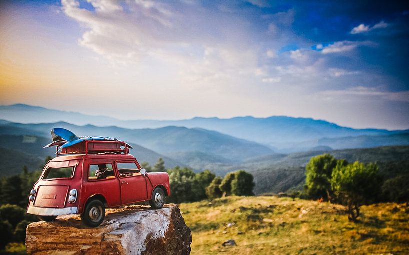 Surfing Wheels, traveling through the mountains by Leo leclerc