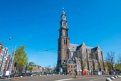 Stadsbeeld van Amsterdam in Nederland met de westerkerk