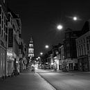 Nieuwe Ebbinge & Martinitoren bij nacht (Zwart-Wit) van Iconisch Groningen thumbnail