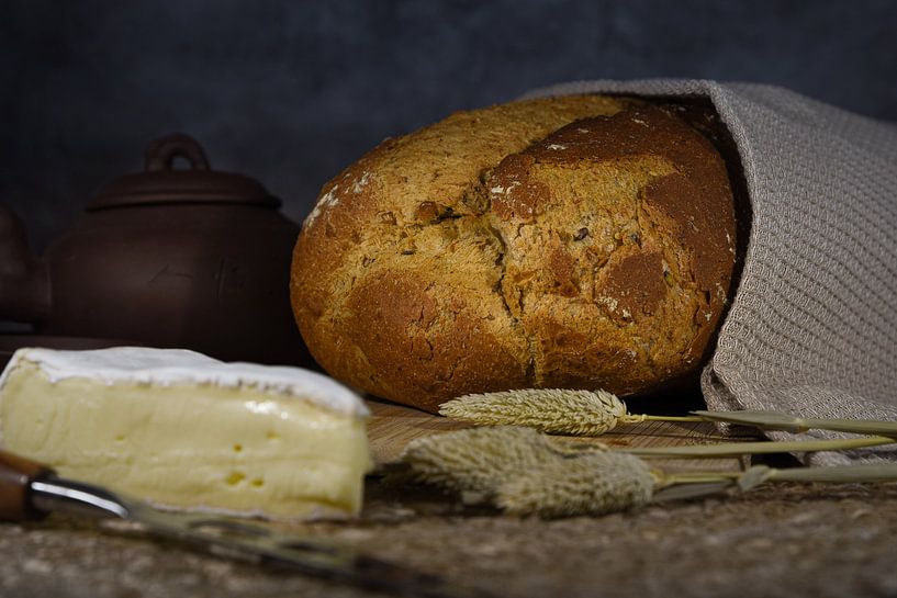 Bread with brie by Marleen van Es