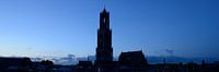 Stadsgezicht met Domtoren en Domkerk in Utrecht van Donker Utrecht thumbnail