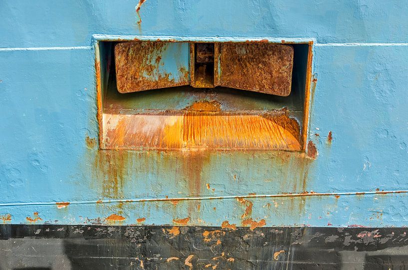 Compositie in lichtblauw, zwart en roestbruin van Frans Blok - foto's, kunst en andere wanddecoratie