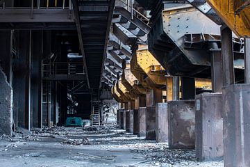 Urbex abandoned factory by Col Fotooss