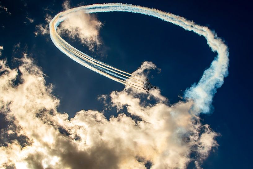Arrows painting the sky van Nildo Scoop