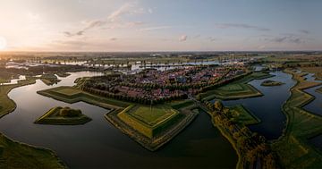 Vestingstad Heusden, Noord-Brabant. van Henri Ton