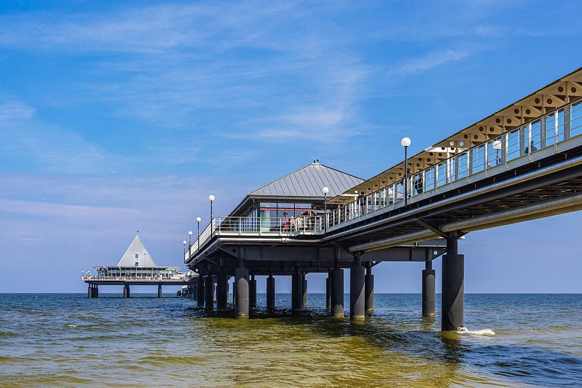 The pier in Heringsdorf on the island of Usedom by Rico Ködder