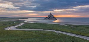 Mont Saint Michel au coucher du soleil