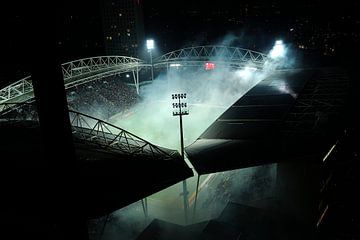Rokend stadion Galgenwaard in Utrecht voor aanvang halve finale KNVB beker