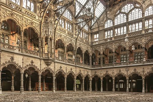 Le CDC abandonné est en déclin sur Frans Nijland