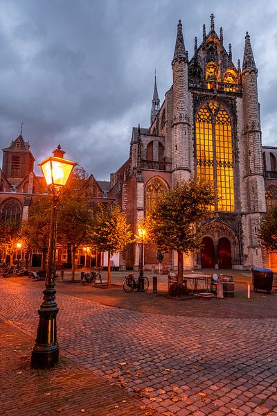 Leiden - Hooglandse Kirche an einem Herbstabend (0090) von Reezyard