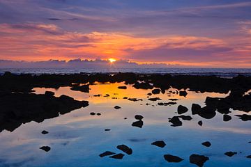 Zonsondergang The Big Island, Hawaii van Henk Meijer Photography
