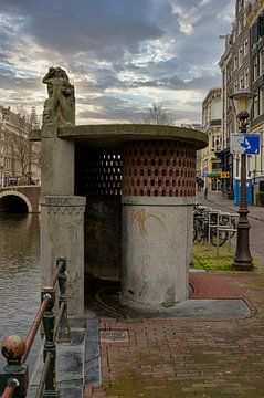 Urinal Oudezijds Voorburgwal von Peter Bartelings