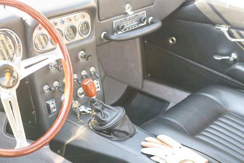 Lamborghini 350 GT classic Italian Gran Turismo sports car interior by Sjoerd van der Wal Photography