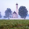 St. Coloman Kirche im Morgennebel bei Schwangau, Bayern von Sauerland-Fotos by Robin Deimel